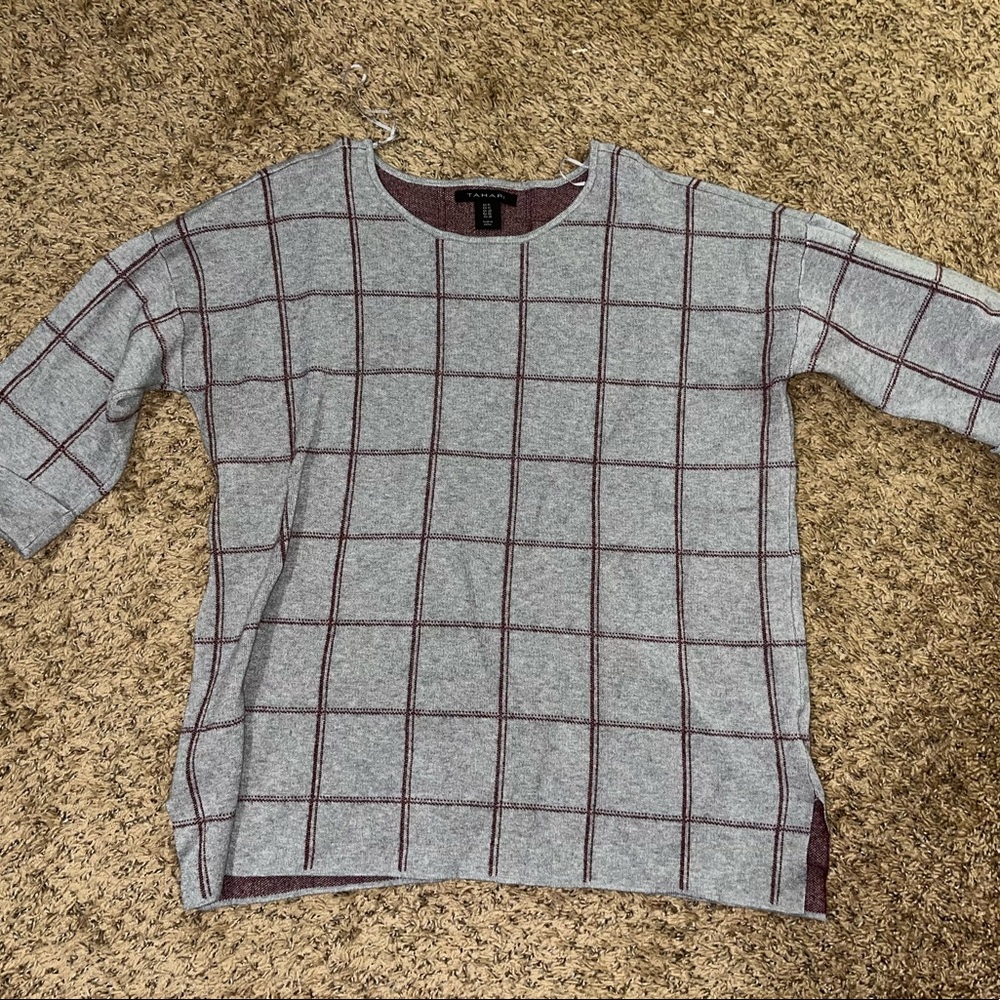 Tahari Women’s Sweater